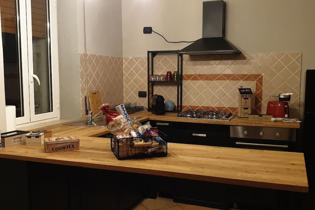 Beautiful Apartament On The Outskirts Of Rome Barbara Casa Vacanza Roma Portuense エクステリア 写真