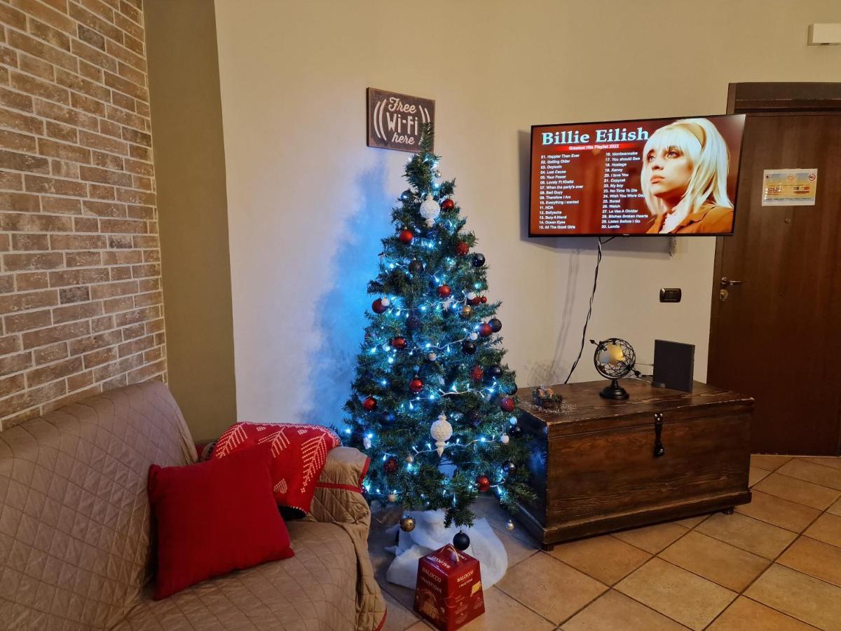 Beautiful Apartament On The Outskirts Of Rome Barbara Casa Vacanza Roma Portuense エクステリア 写真